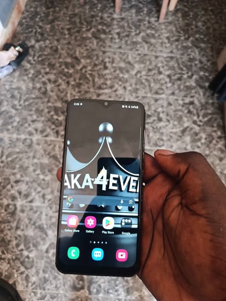 A picture of DISTRESS SALE Samsung A50