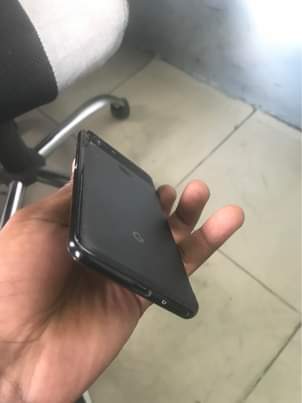 A picture of Google pixel 3