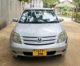 A picture of TOYOTA IST Bei 10 5 0693682821
