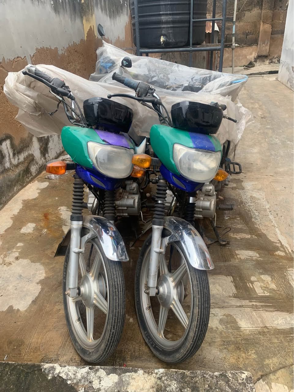 A picture of USED HAJOUE MOTOR BIKES