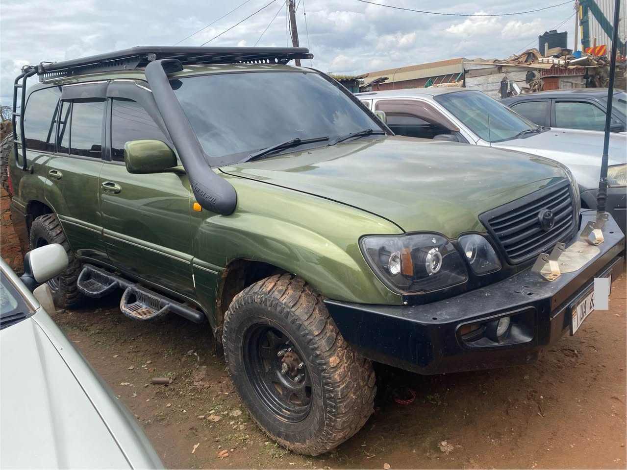 A picture of TOYOTA LANDCRUISER VX