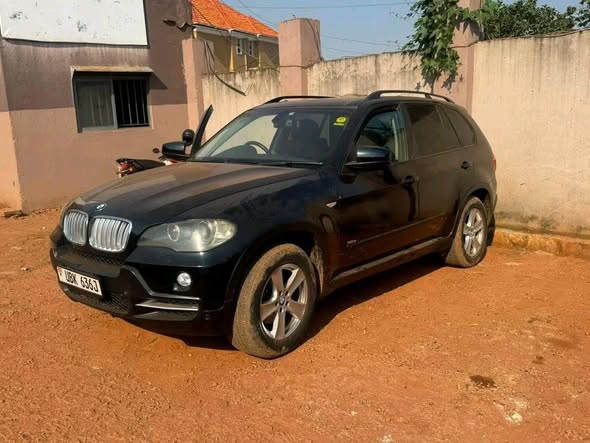 A picture of Bmw x5