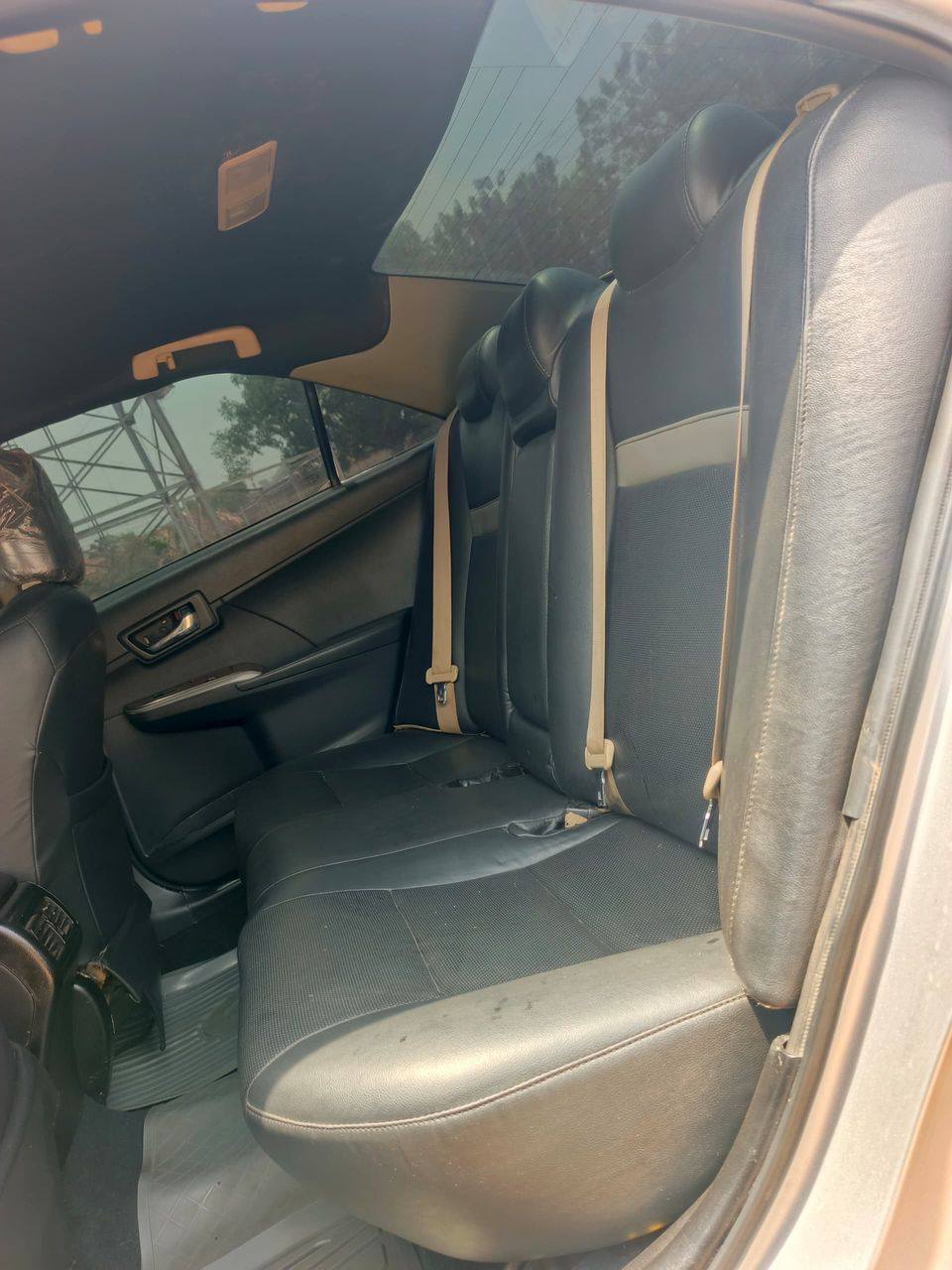 A picture of Toyota Camry SE 2013