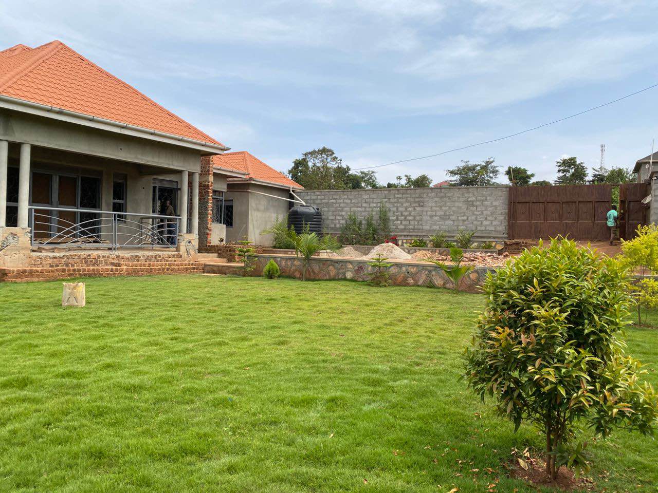 A picture of Newly Built Country Home Matuga 300m