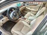 A picture of Very Sharp Lexus Es330 2006 Accident free with a very