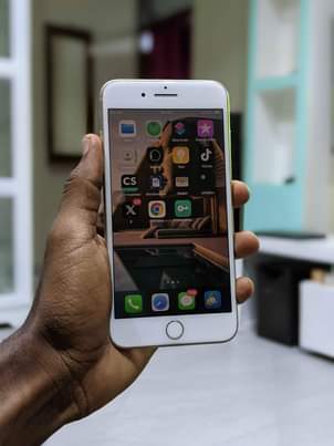 A picture of Iphone 8 plus gb256 O767385565