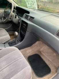 A picture of Toyota Camry 2002 V6 Direct Belgium Drop Light