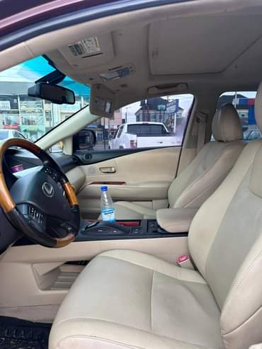 A picture of 2010 Lexus rx350 buy and drive mint Location Port Harcourt