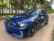 bmw 320i