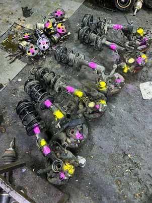 A picture of Used spare parts from japane