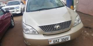 A picture of Toyota Harrier Kawundo