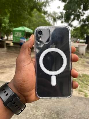 A picture of Iphone XR