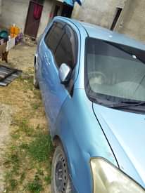 A picture of 2006 toyota raum
