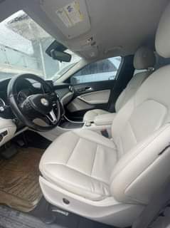 A picture of 2015 GLA250
