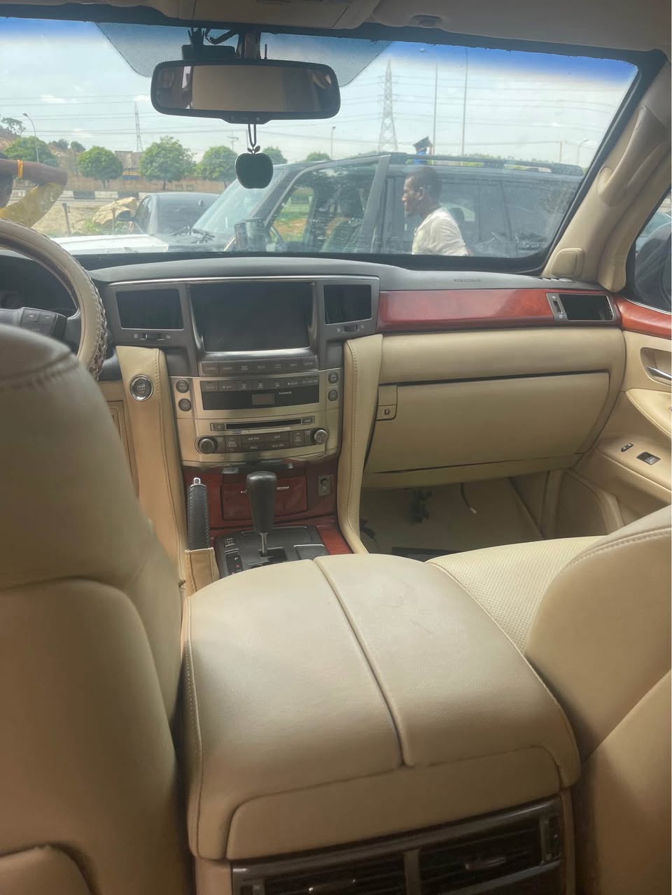 A picture of Armored Lexus LX570 2010
