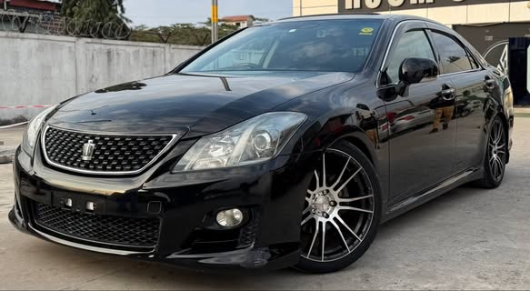 A picture of 2009 TOYOTA CROWN ATHLETE