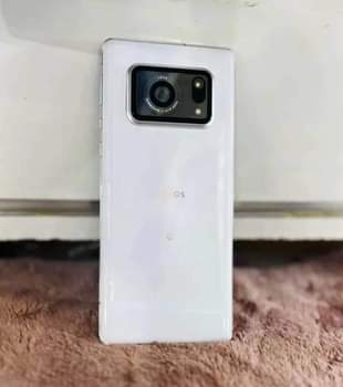 A picture of Sharp aquos r6