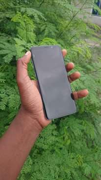 A picture of Samsung s9 plus