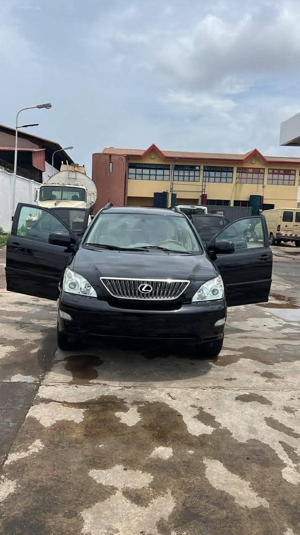 A picture of 2008 Foreign used Lexus rx330