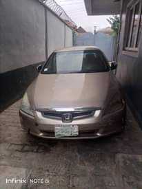A picture of Honda accord 2004
