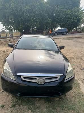 A picture of Very CLEAN Honda EOD 2005 model with everything intact buy