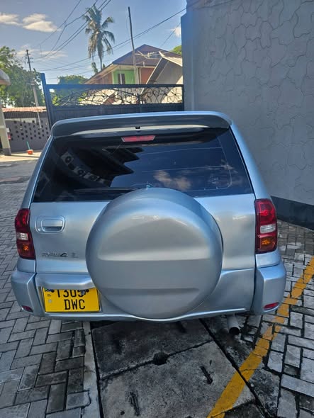 A picture of RAV 4 KILITIME