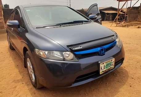 A picture of Honda Civic 2008