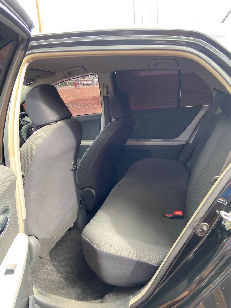 A picture of Toyota vitz 2010