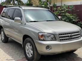 A picture of Very neat used Toyota Highlander 2003 2004