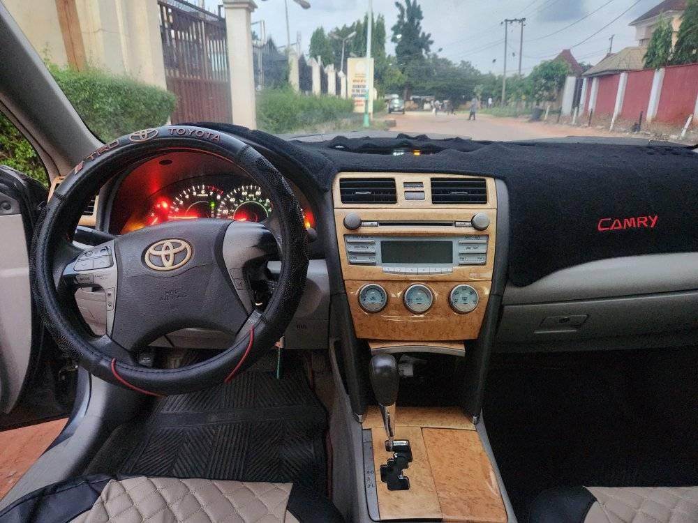 A picture of 2008 Toyota Camry le