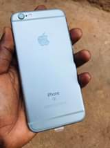 A picture of iPhone 6s at 200k Urgent sell