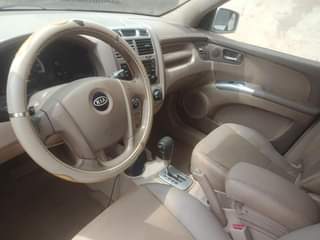 A picture of 2005 KIA Sportage SUV