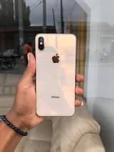 A picture of Iphone Xsmax 256GB