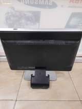 A picture of Hp monitor kioo cha computer 20 inches 17 Inches