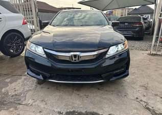 A picture of HONDA ACCORD 2016