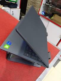 A picture of Dell Vostro i7 11th gen 128 GB SSD 1TB HDD