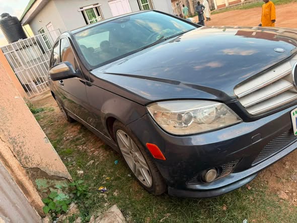 A picture of Sari Clean Used Mercedes Benz C350 with smoky engine available