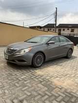 A picture of DEALERS DEALSuper clean FIRSTBODY sonata 2012 Owner going to UK