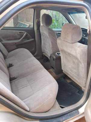 A picture of Toyota Camry Tiny light 99 First Body Everything works perfectly