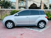 A picture of TOYOTA IST