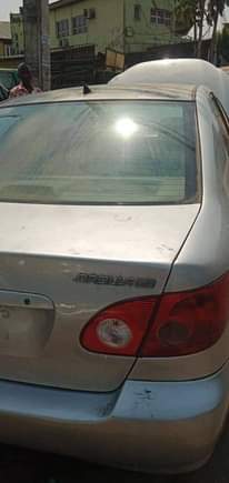 A picture of 2005 Toyota Corolla 4plug