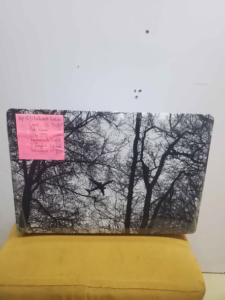 A picture of Hp Elitbook folio Core i5 8gb Ram 256ssd Keyboard light