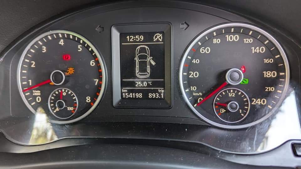 A picture of TIQUAN VW Colour Black Year of Manufacture 2013 Engine Capacity