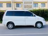 A picture of TOYOTA NOAH
