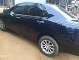 A picture of Toyota Corolla 04