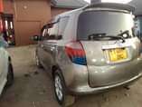 A picture of Toyota ractis mil 9 5 chap