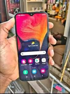 A picture of Samsung A50