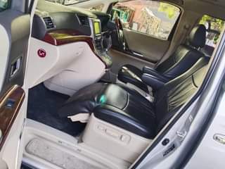 A picture of Toyota Vellfirel Alphard New Model 