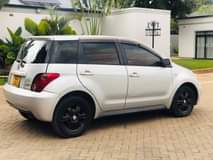 used toyota ist