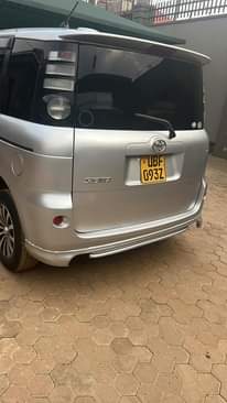 A picture of Quick sale 15m sienta today tomorrow plz for deal 2567044120
